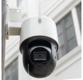 Bán Camera IP 4MP Hikvision DS-2DE2C400IW-DE/W giá rẻ